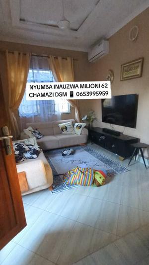 Nyumba ya vyumba vitatu inauzwa Chamazi, Dar Es Salaam (400 sqm)