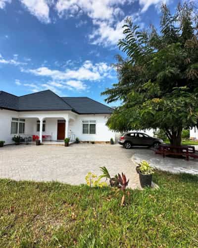 Nyumba/Apartment ya vyumba vitatu inapangishwa Bahari Beach, Dar Es Salaam