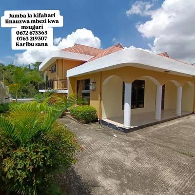 Nyumba ya vyumba 6 inauzwa Mbezi Kwa Msuguri, Dar Es Salaam (1000 sqm)