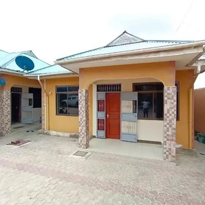 Nyumba/Apartment ya vyumba viwili inapangishwa Kimara Temboni, Dar Es Salaam Nyumba/Apartment ya vyumba viwili inapangishwa Kimara Temboni, Dar Es Salaam