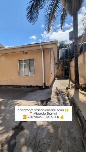 Nyumba ya vyumba vitatu inapangishwa Mbauda Shamsii Panone, Arusha