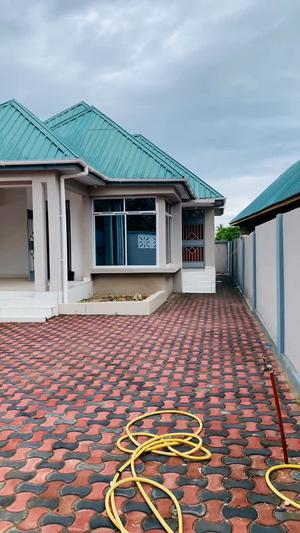 Nyumba ya vyumba vitatu inapangishwa Bunju, Dar Es Salaam