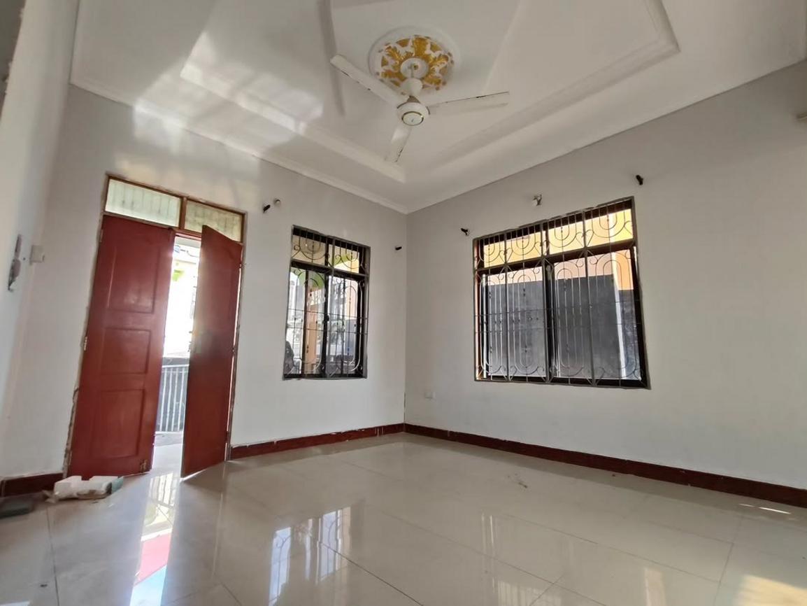 media -3 media -3