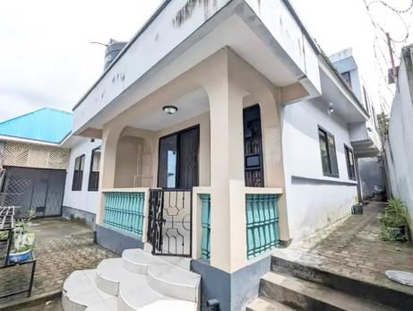 5 Bedrooms House for Rent in Kimara Korogwe, Dar Es Salaam