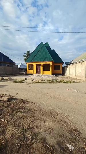 Nyumba ya vyumba vitatu inauzwa Chanika, Dar Es Salaam Nyumba ya vyumba vitatu inauzwa Chanika, Dar Es Salaam