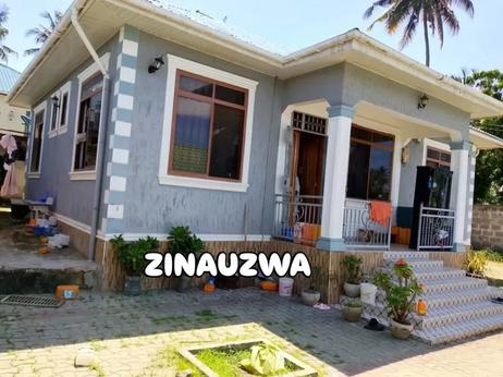 Nyumba inauzwa Mbezi Beach, Dar Es Salaam (1000 sqm)