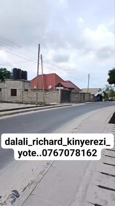 Kiwanja kinauzwa tabata kinyerezi zabikha, Dar Es Salaam (400 sqm)