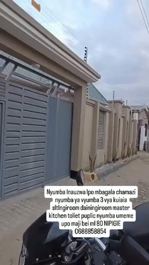Nyumba ya vyumba vitatu inauzwa Mbagala Chamazi, Dar Es Salaam (450 sqm) Nyumba ya vyumba vitatu inauzwa Mbagala Chamazi, Dar Es Salaam (450 sqm)