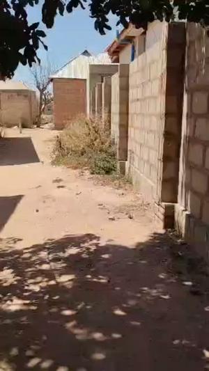 Nyumba ya vyumba 14 inauzwa UDOM, Dodoma (700 sqm) Nyumba ya vyumba 14 inauzwa UDOM, Dodoma (700 sqm)