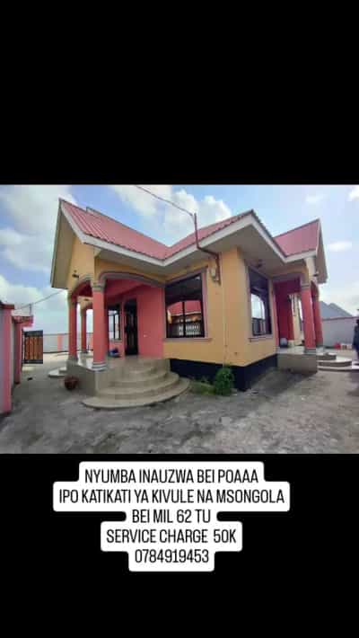 Nyumba ya vyumba vitatu inauzwa Kivule, Dar Es Salaam (480 sqm)