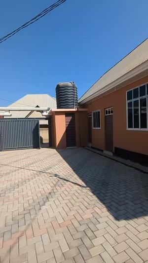 1 Bedroom House for Rent in Dar Es Salaam 1 Bedroom House for Rent in Dar Es Salaam