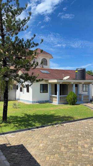 3 Bedrooms House for Rent in Mbezi Beach, Dar Es Salaam