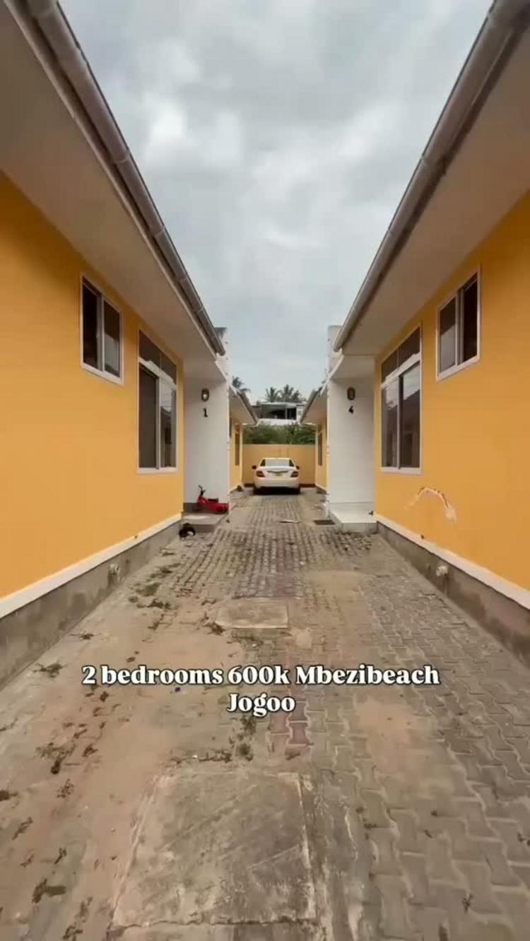 media -1 media -1