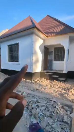Nyumba ya vyumba vitatu inauzwa Mbagala Chamazi, Dar Es Salaam (400 sqm)