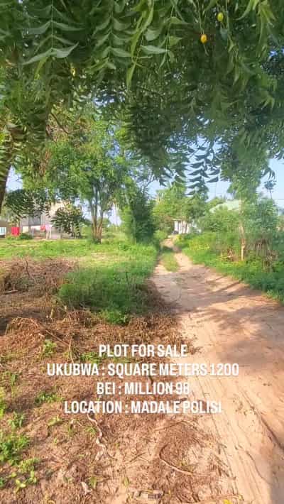 Kiwanja kinauzwa Madale Polisi, Dar Es Salaam sqm 1200