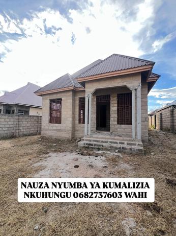 Nyumba ya vyumba vinne inauzwa Nkuhungu, Dodoma Nyumba ya vyumba vinne inauzwa Nkuhungu, Dodoma