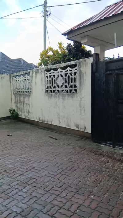 Nyumba ya vyumba vinne inapangishwa Buza Abiola, Dar Es Salaam