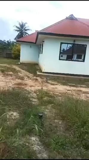 Nyumba inauzwa Kibaha kwa Mathias, Pwani (1 acre)