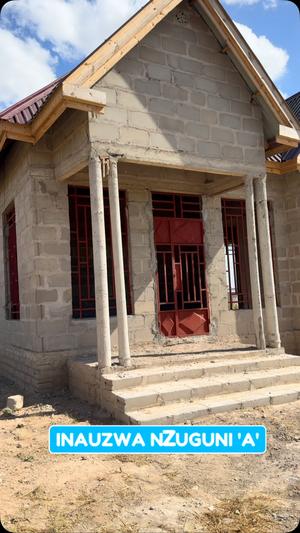 Nyumba ya vyumba vinne inauzwa Nzuguni A, Dodoma (500 sqm) Nyumba ya vyumba vinne inauzwa Nzuguni A, Dodoma (500 sqm)