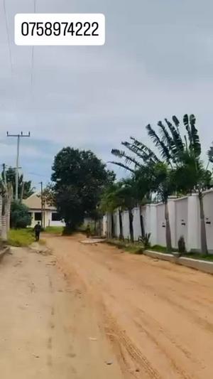 Kiwanja kinauzwa Mikwambe, Dar Es Salaam (800 sqm)