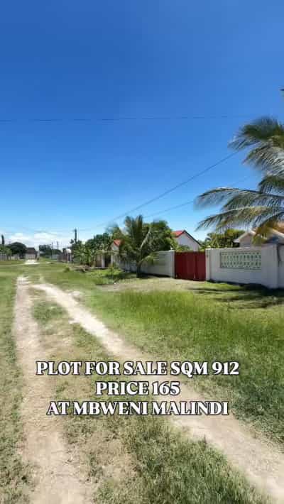 Kiwanja kinauzwa mbweni malindi, Dar Es Salaam (912 sqm)