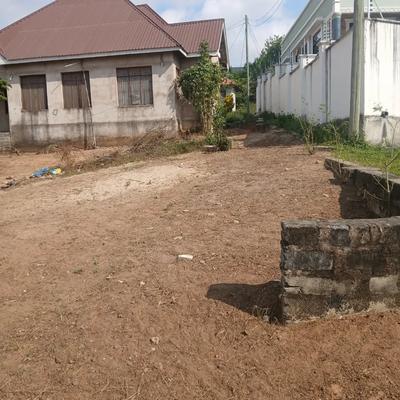 Kiwanja kinauzwa Kinyerezi, Dar Es Salaam sqm 400 Kiwanja kinauzwa Kinyerezi, Dar Es Salaam sqm 400
