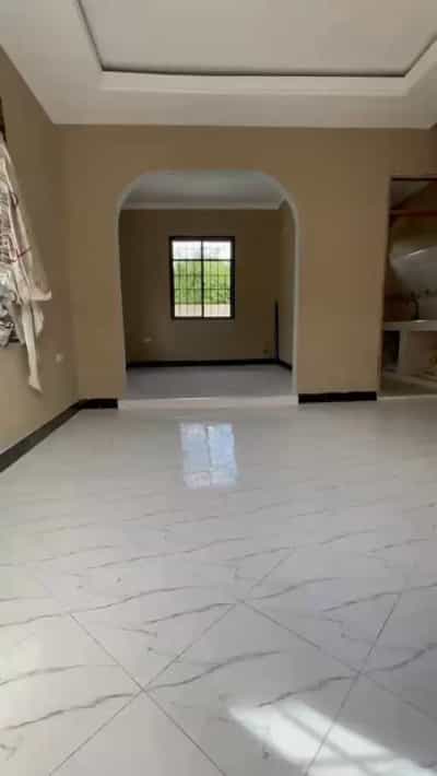 Nyumba ya vyumba vitatu inapangishwa Makongo Juu Mwisho, Dar Es Salaam