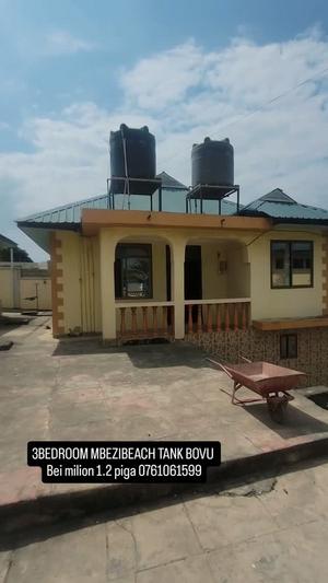 Nyumba ya vyumba vitatu inapangishwa Mbezi Beach Tank Bovu, Dar Es Salaam Nyumba ya vyumba vitatu inapangishwa Mbezi Beach Tank Bovu, Dar Es Salaam