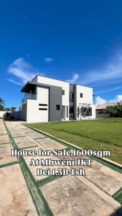House for Sale in Mbweni JKT, Dar Es Salaam (1600 sqm) House for Sale in Mbweni JKT, Dar Es Salaam (1600 sqm)