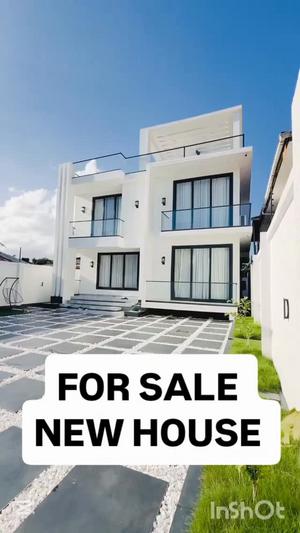 4 Bedrooms House for Sale in Mikocheni, Dar Es Salaam (450 sqm)