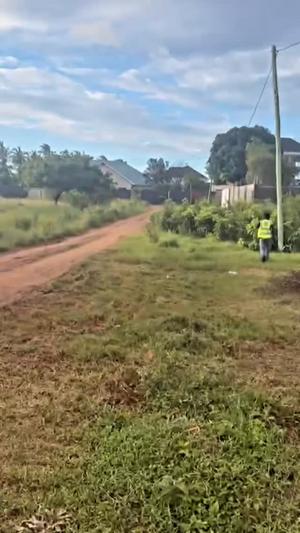 Kiwanja kinauzwa Kisota, Kigamboni, Dar Es Salaam sqm 1293