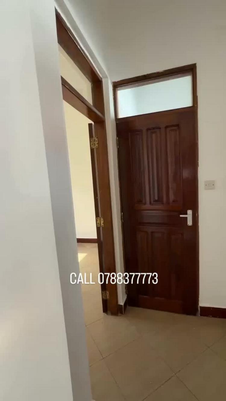 media -1 media -1
