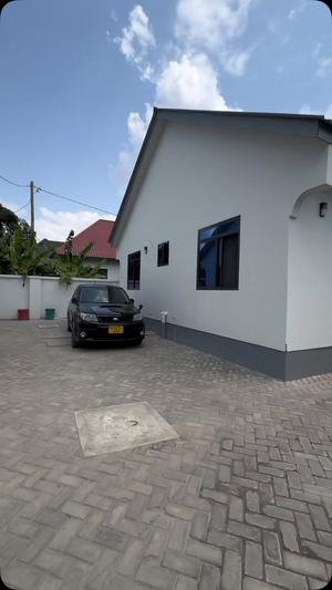 Nyumba ya vyumba viwili inapangishwa Kigamboni Mjini Mema, Dar Es Salaam
