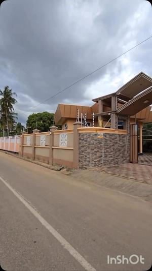 Nyumba ya vyumba 6 inauzwa Mbezi Beach, Kilongawima, Dar Es Salaam (1231 sqm) Nyumba ya vyumba 6 inauzwa Mbezi Beach, Kilongawima, Dar Es Salaam (1231 sqm)