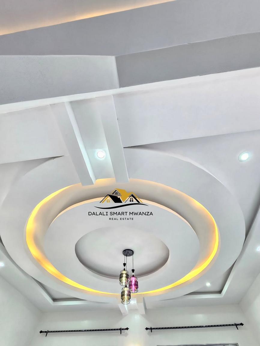 media -5 media -5