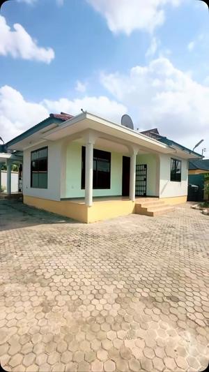 Nyumba ya vyumba vitatu inapangishwa Mbweni Jkt, Dar Es Salaam