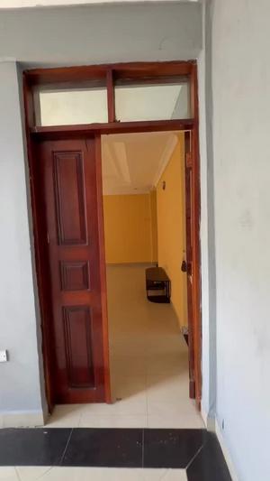 Apartment ya vyumba vitatu inapangishwa Mikocheni, Dar Es Salaam Apartment ya vyumba vitatu inapangishwa Mikocheni, Dar Es Salaam
