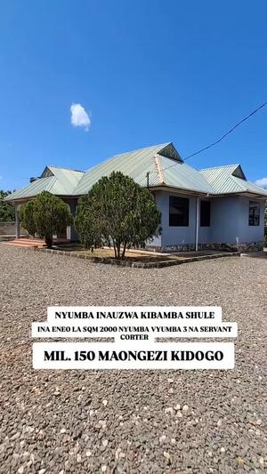 Nyumba ya vyumba vitatu inauzwa Kibamba Shule Hondogo, Dar Es Salaam (2000 sqm)