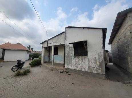 8 Bedrooms House for sale in Kitunda Rungwe, Dar Es Salaam 8 Bedrooms House for sale in Kitunda Rungwe, Dar Es Salaam