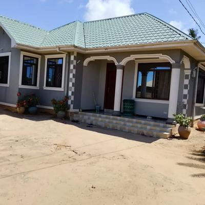 Apartment for Sale in Mbezi Beach, Dar Es Salaam (1000 sqm)