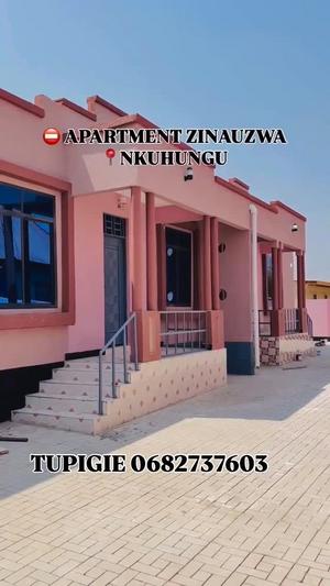 Nyumba ya vyumba viwili inauzwa Nkuhungu, Dodoma Nyumba ya vyumba viwili inauzwa Nkuhungu, Dodoma