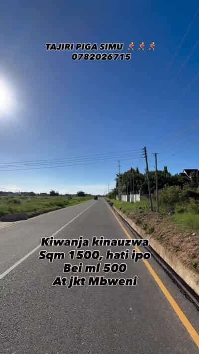 Kiwanja kinauzwa Mbeweni Jkt, Dar Es Salaam (1500 sqm)