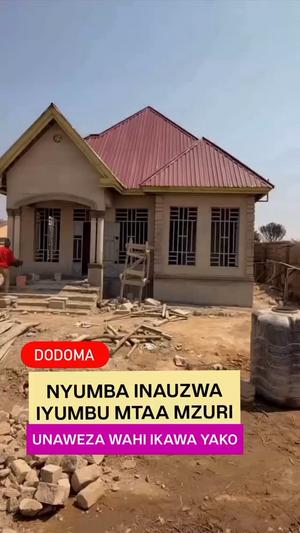 Nyumba ya vyumba vinne inauzwa Iyumbu, Dodoma (620 sqm) Nyumba ya vyumba vinne inauzwa Iyumbu, Dodoma (620 sqm)