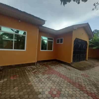 Nyumba ya vyumba vitatu inapangishwa Iwambi, Mbeya