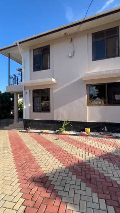 Apartment ya chumba kimoja inapangishwa Mbezi Beach Shoppers, Dar Es Salaam