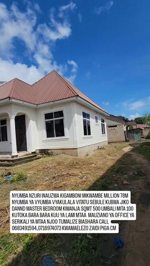 Nyumba ya vyumba vitatu inauzwa Mikwambe, Dar Es Salaam (500 sqm) Nyumba ya vyumba vitatu inauzwa Mikwambe, Dar Es Salaam (500 sqm)