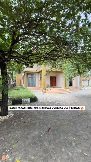 4 Bedrooms House for Sale in Kigamboni Malaika Beach, Dar Es Salaam (1400 sqm) 4 Bedrooms House for Sale in Kigamboni Malaika Beach, Dar Es Salaam (1400 sqm)