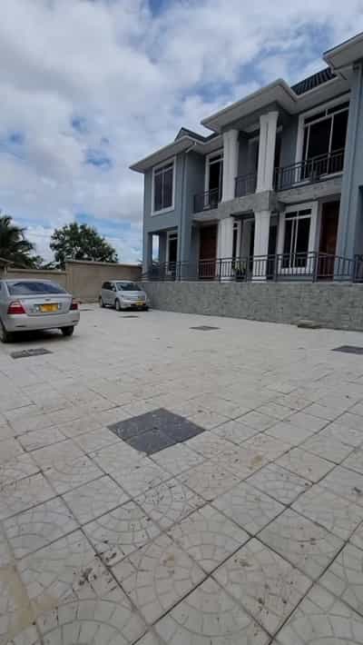 Apartment ya vyumba vitatu inapangishwa Sala Sala, Dar Es Salaam