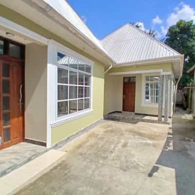 3 Bedrooms House for Rent in Tabata Kinyerezi, Dar Es Salaam