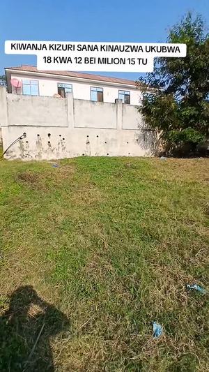 Kiwanja kinauzwa Kimara Mwisho, Dar Es Salaam (216 sqm) Kiwanja kinauzwa Kimara Mwisho, Dar Es Salaam (216 sqm)